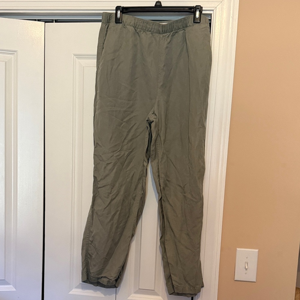 Abercrombie & Fitch Women’s Pants